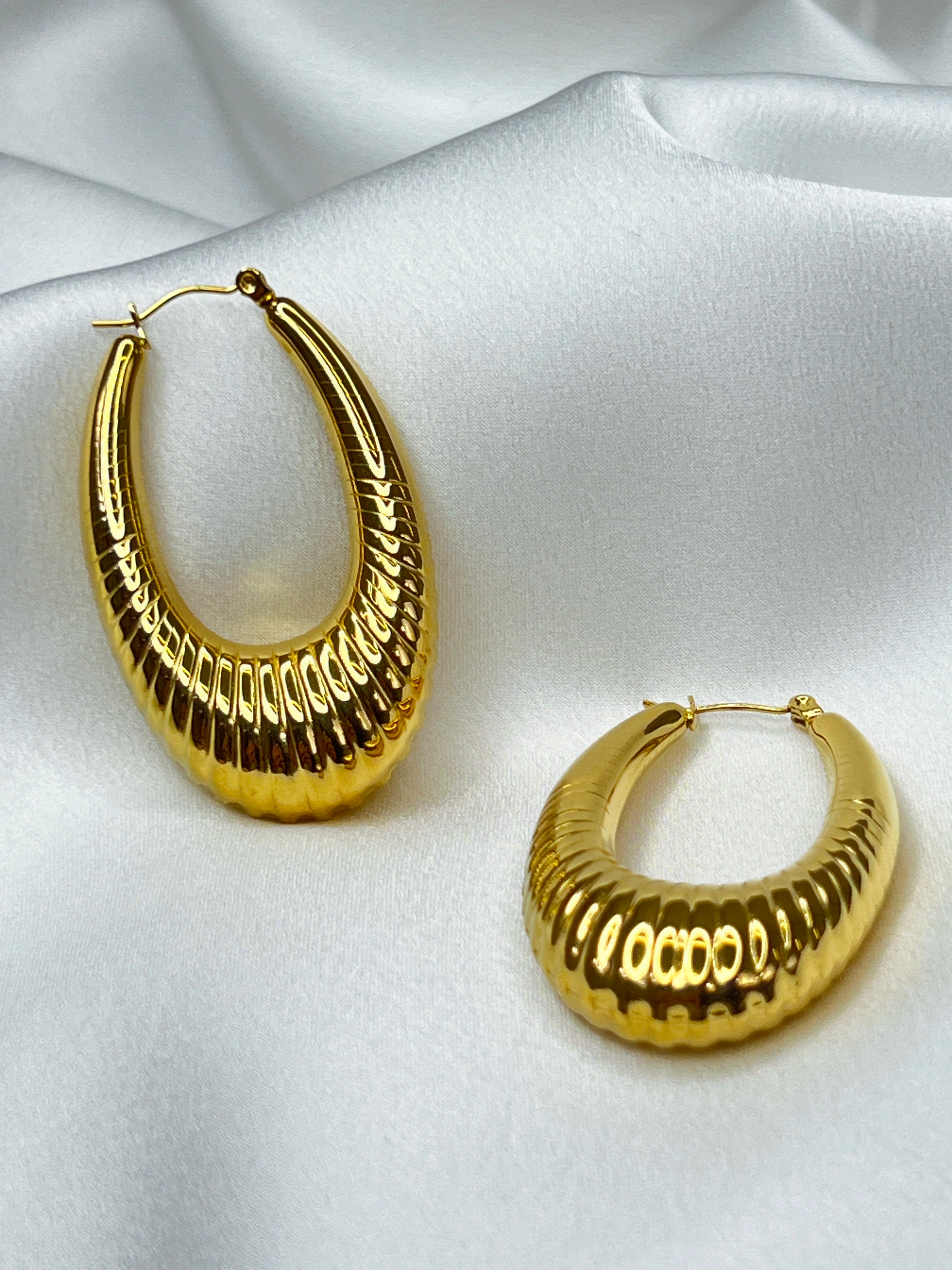Pendientes aros ovalado